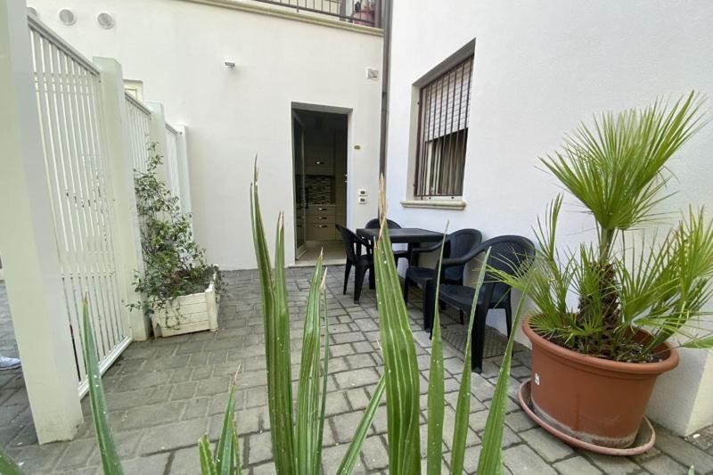 Residence Roxy Misano Adriatico Eksteriør billede
